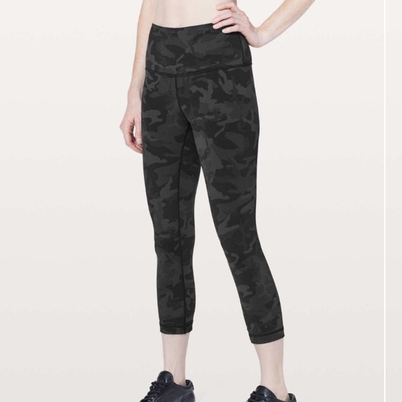 Lululemon Wunder Under Crop (Hi-Rise) *Full-On Luon 21"
Incognito Camo grey - Picture 4 of 4